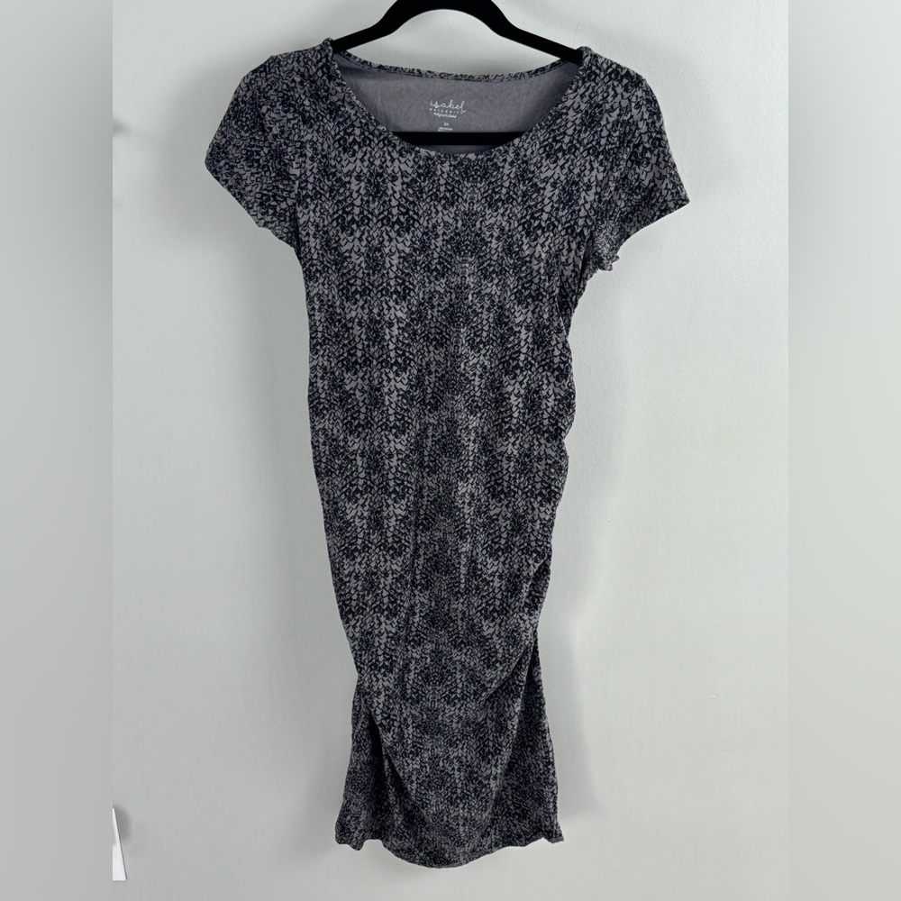 Snakeskin pattern maternity dress
